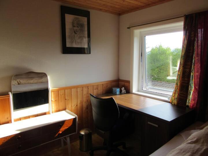 Airbnb And Booking At Postvegen 95 Vigra エクステリア 写真