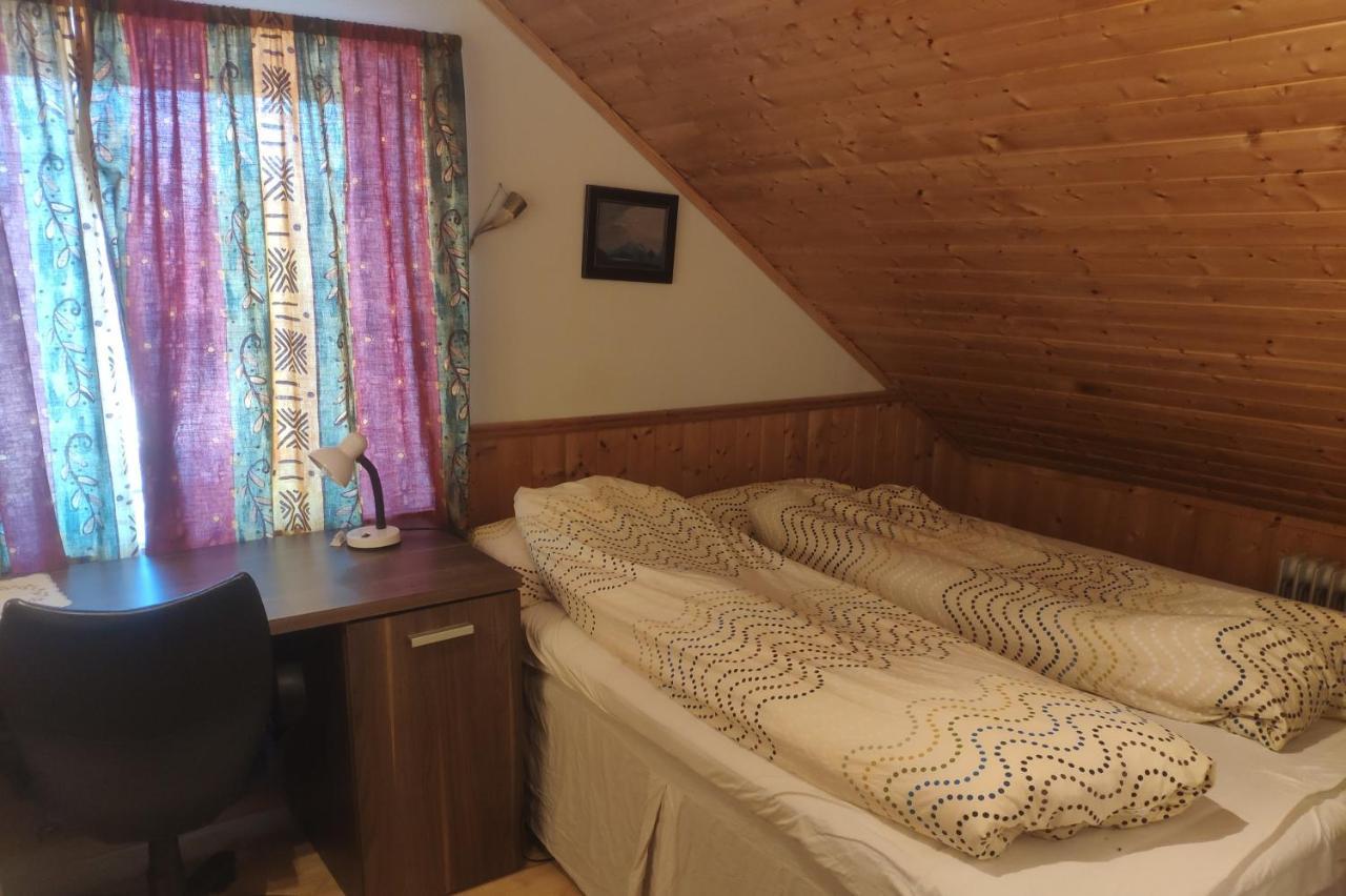 Airbnb And Booking At Postvegen 95 Vigra エクステリア 写真