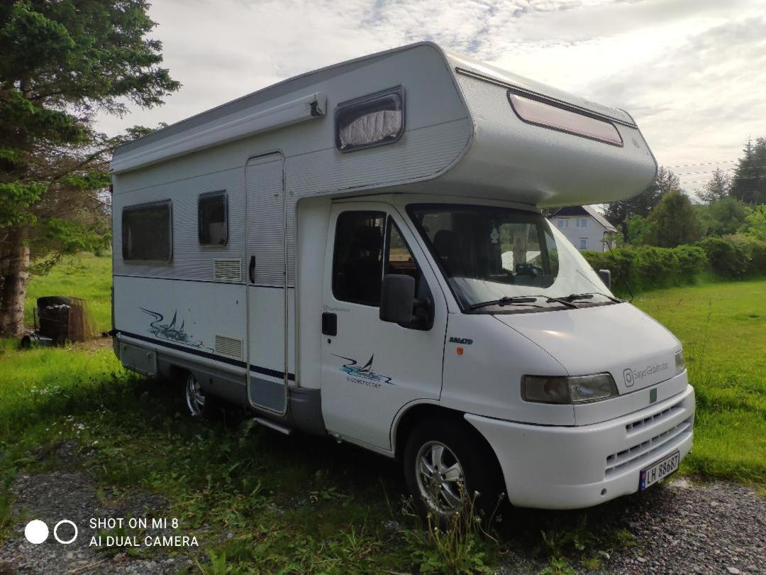 Airbnb And Booking At Postvegen 95 Vigra エクステリア 写真